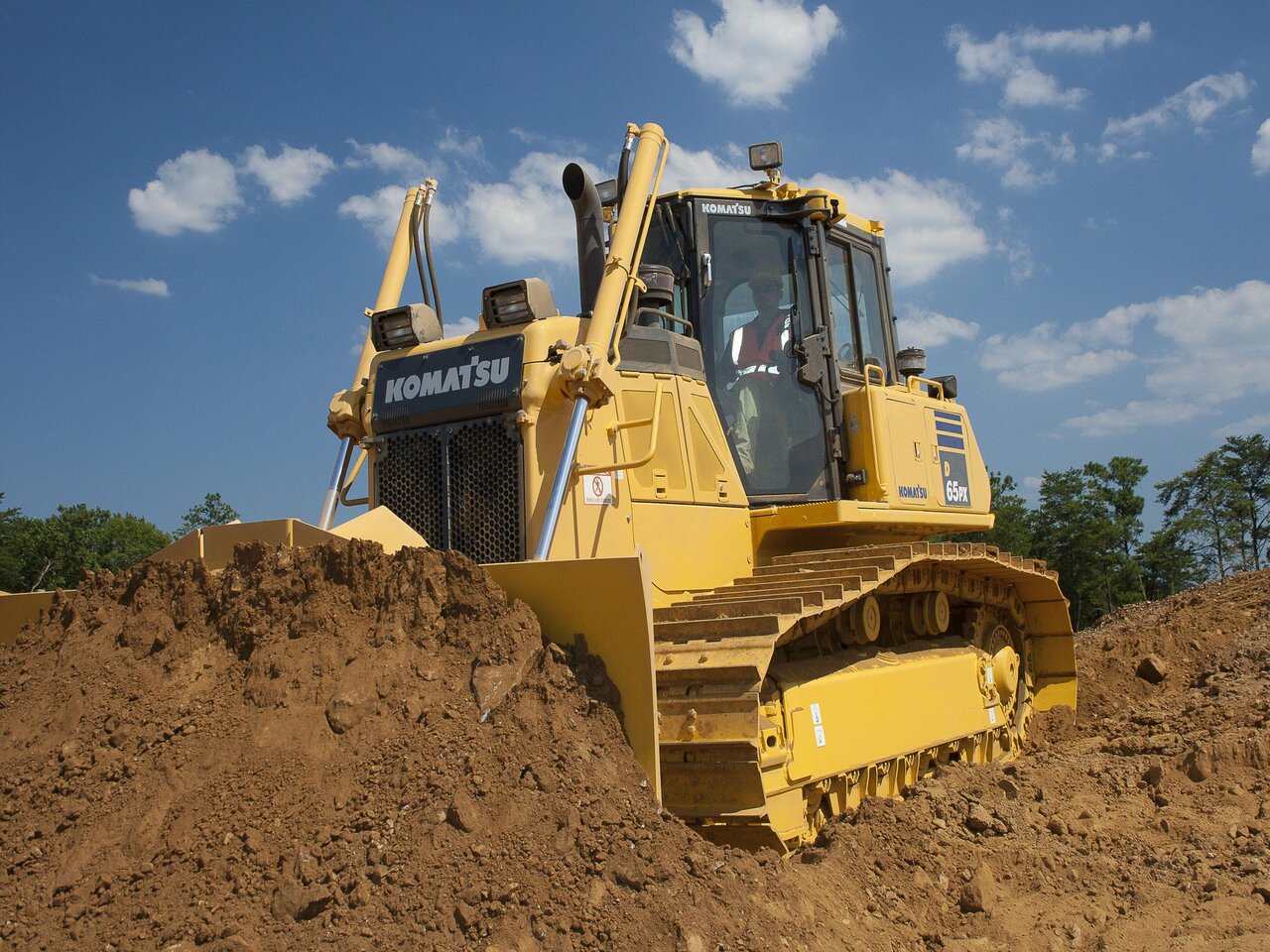 Komatsu D65 2016
